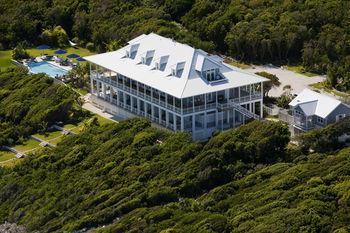 The Delphi Club At Rolling Harbour Hotel Sandy Point Exterior photo