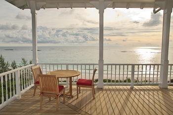 The Delphi Club At Rolling Harbour Hotel Sandy Point Exterior photo